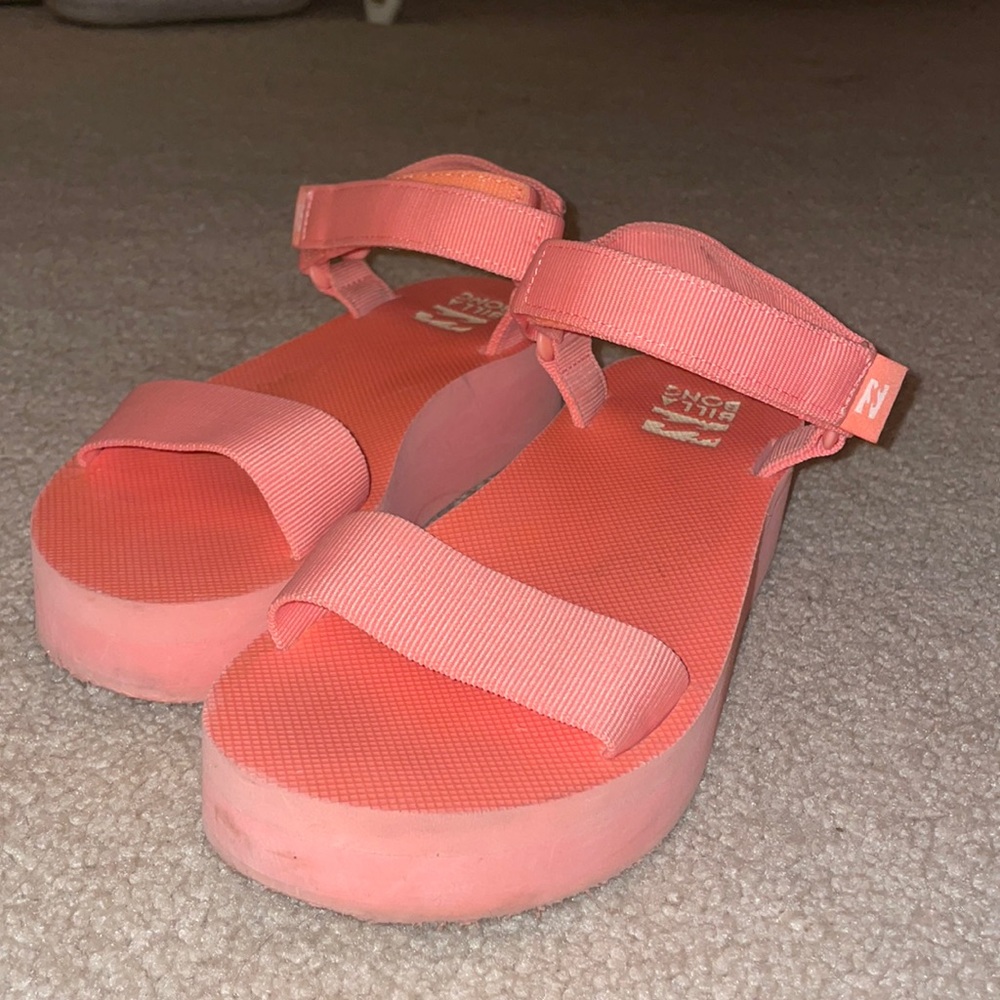 brand new billabong sandals!